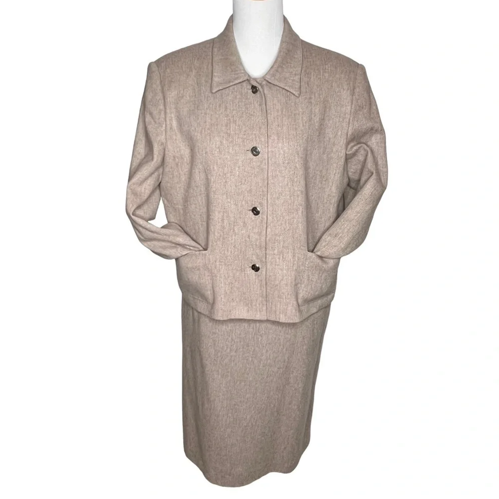 L. J. L. Sport vintage sport